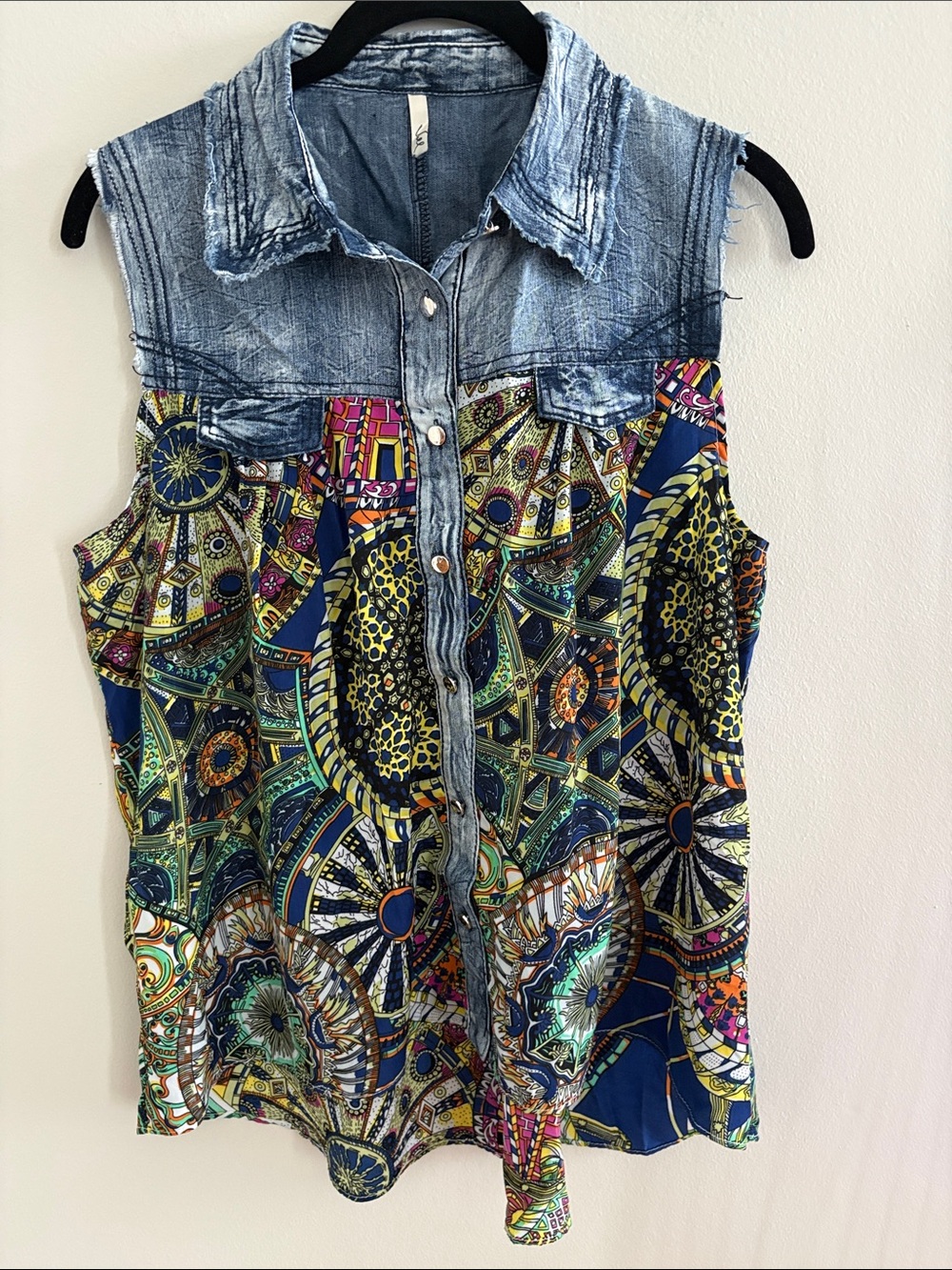 Voll Denim and Colorful Design Sleeveless Shirt
